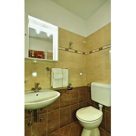 Amazing In With Kitchen Appartamento Tar-Vabriga